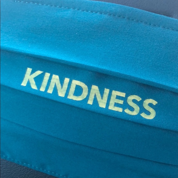 Meet your Posher, Juli - Picture 1 of 1